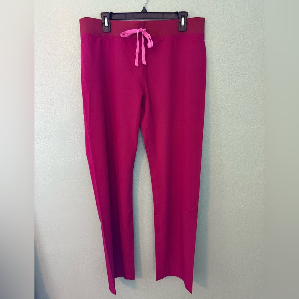 Figs women’s scrub pants